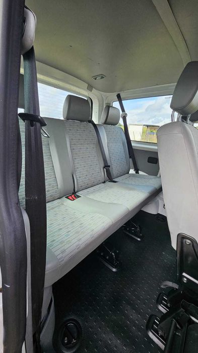 Volkswagen Transporter 5 2.0 TDI 2010 8+1 locuri
