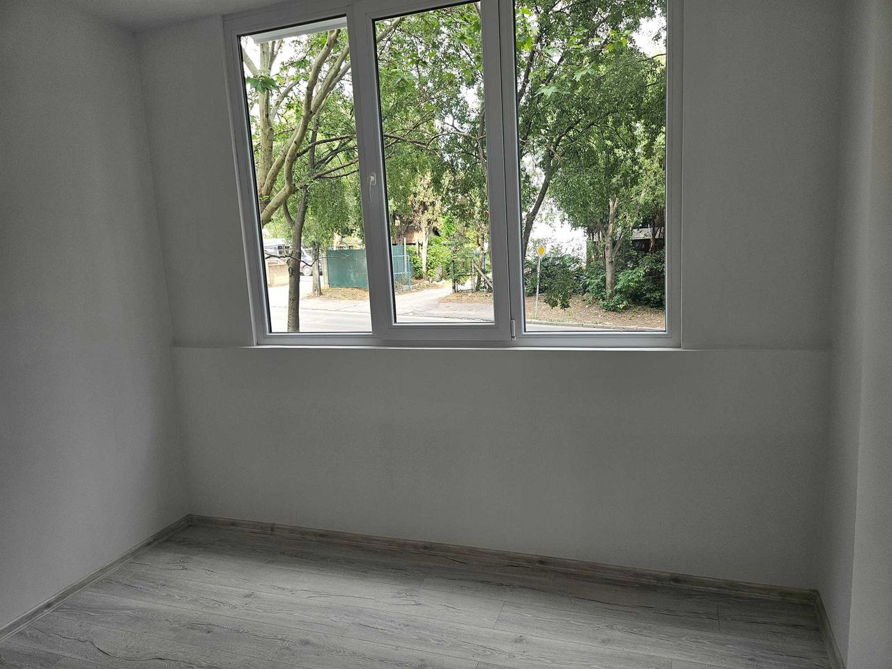 Продава се Тристаен апартамент в Варна, Владислав Варненчик - 55 кв.м за 2290 €/кв.м - Снимка #10