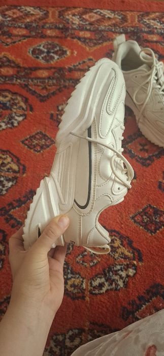 Айоллар ойок кийими сотилади