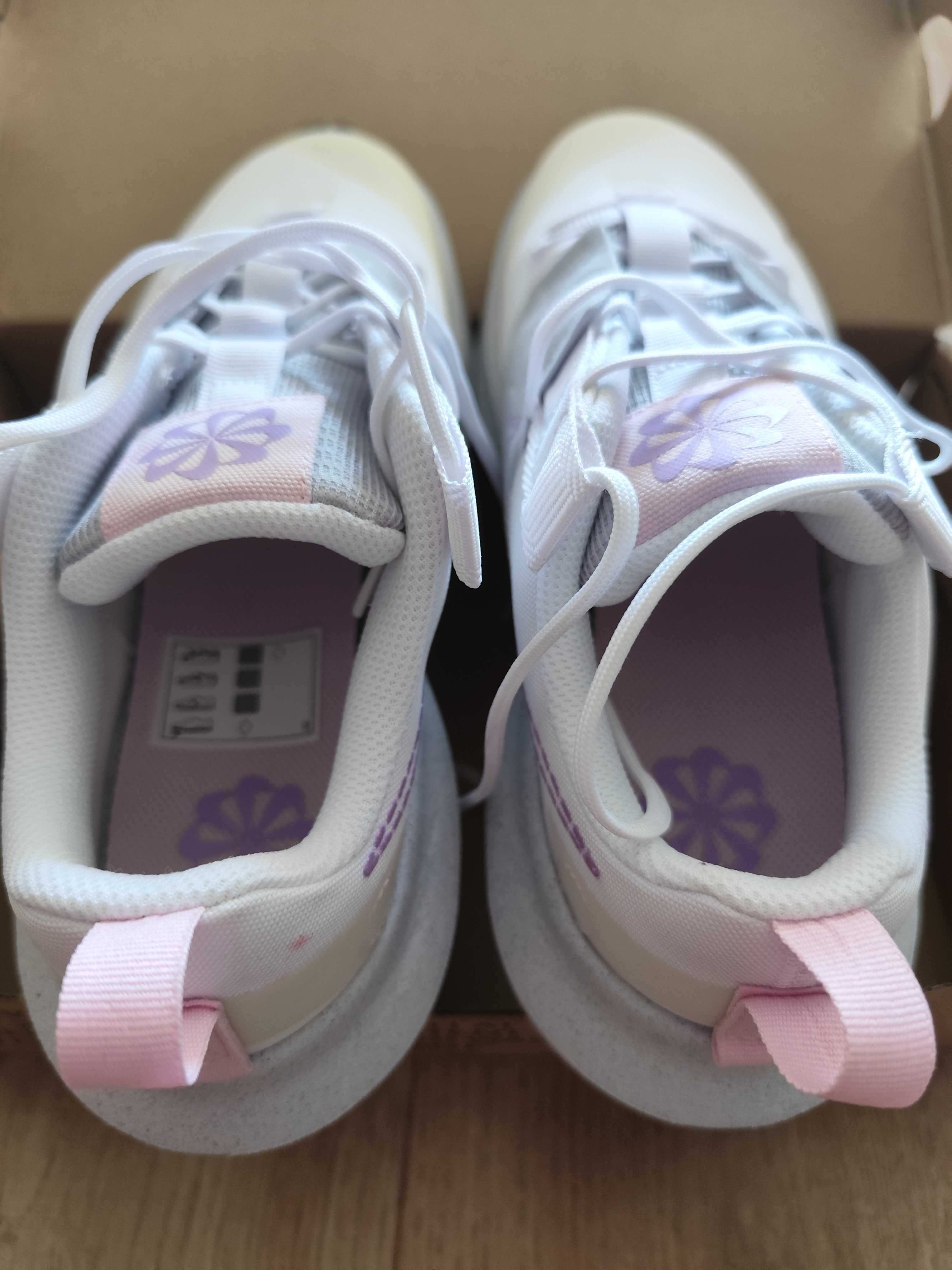 Нови маратонки Nike