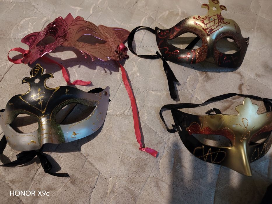 Маски на новый год