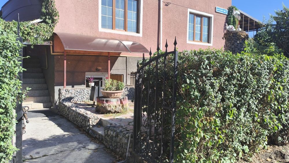 Сдам помещение под коммерцию в районе Саяхата