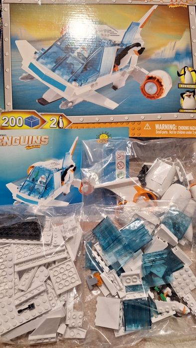 Lot 6 seturi pinguinii din Madagascar