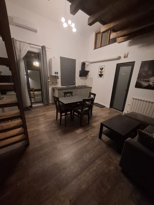 Garsoniera de închiriat