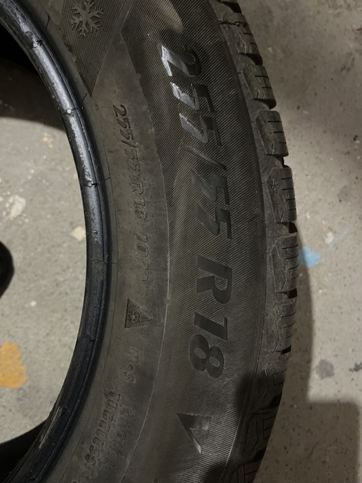 Cauciucuri iarna 255-55-18