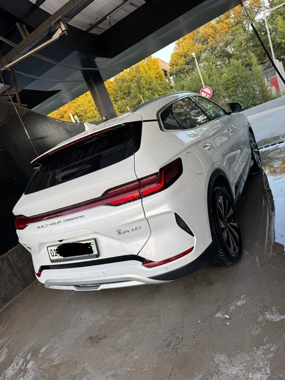 Byd champion 605km