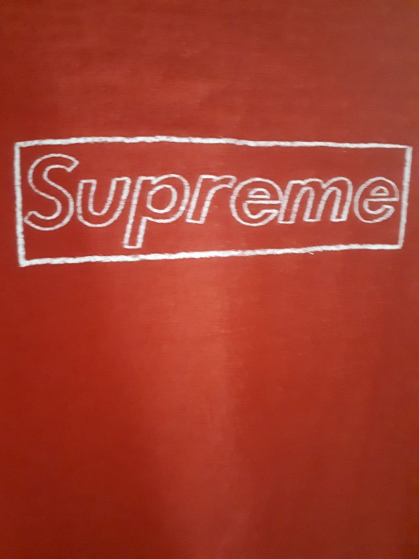 Vand tricou supreme×kaws collab colectie veche 2011