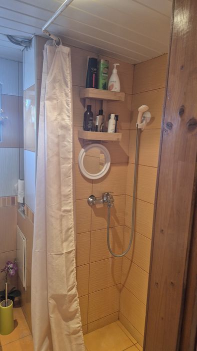 2 стаен ,Колхозен Пазар