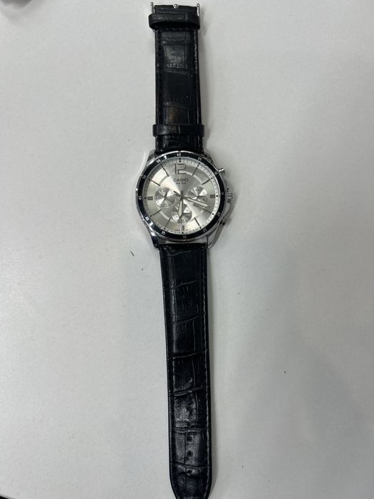 Часы Casio Оригинал / можно будет торг