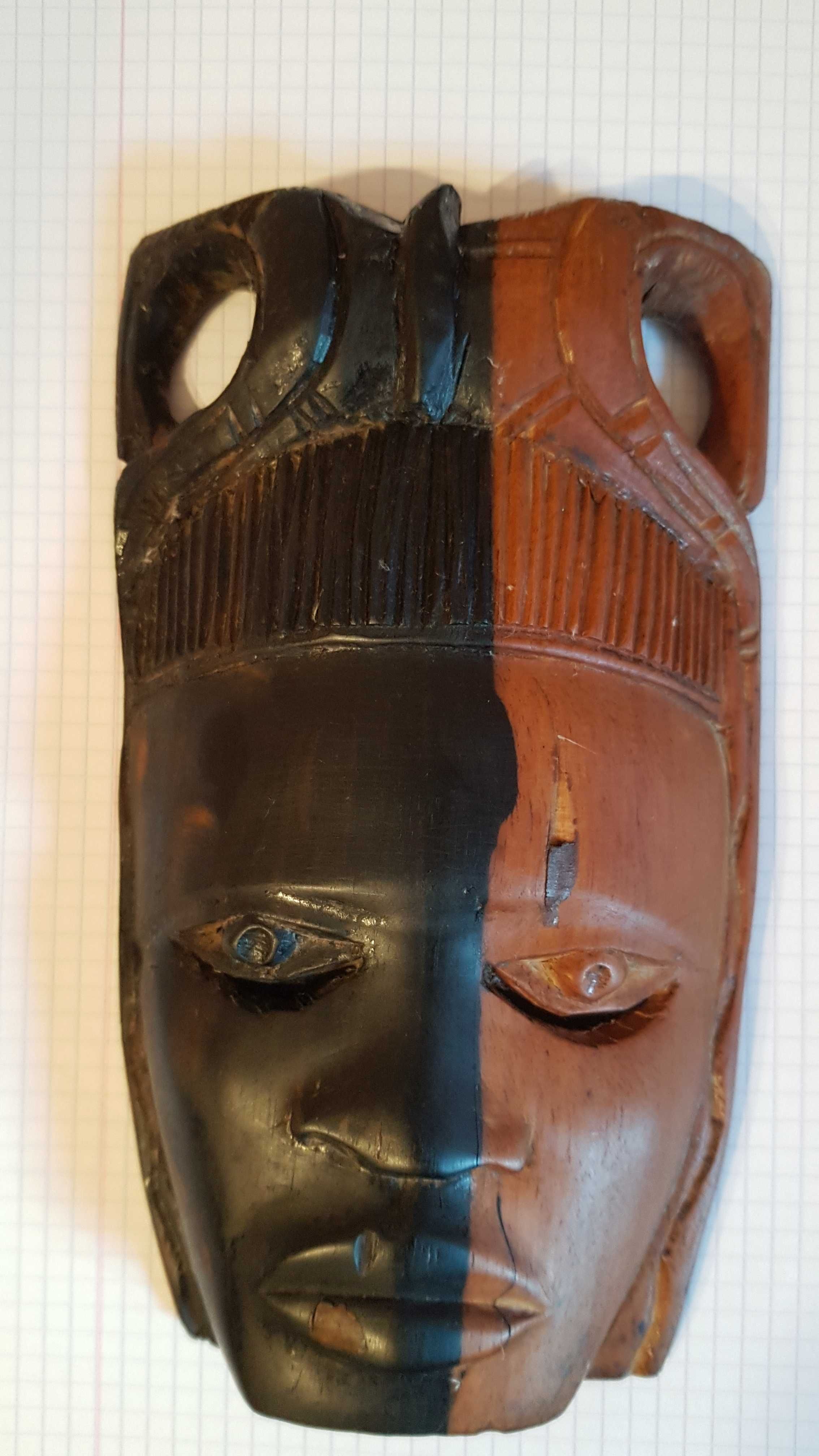 Masca africana lemn