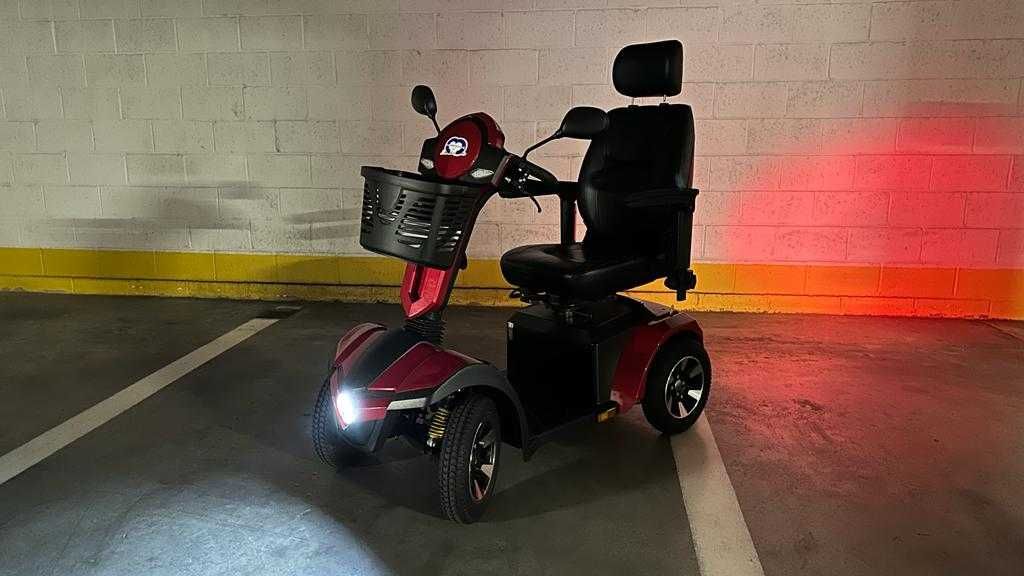 Scooter, carucior electric pers. mobilitate redusa/ handicap locomotor