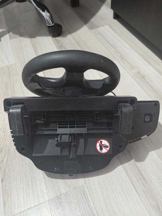 Volan+Pedale Logitech