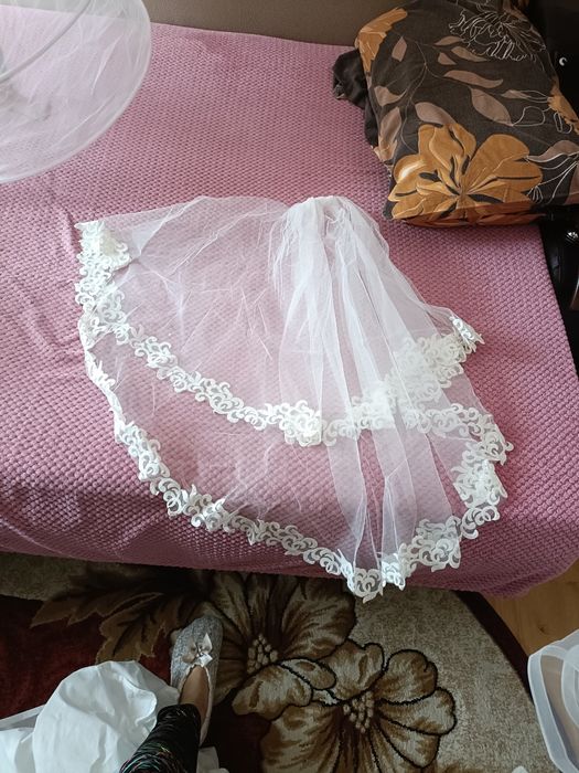 Vand rochie de mireasa