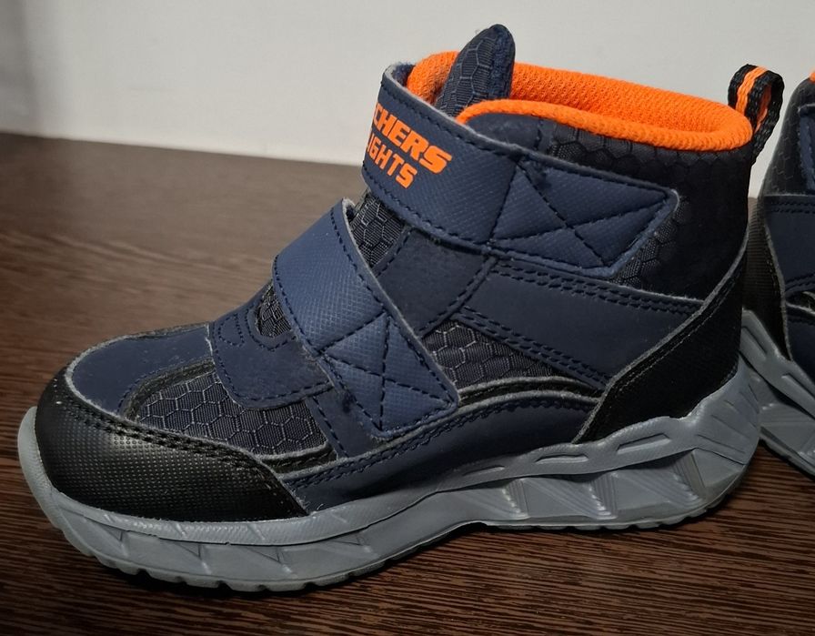 Vand ghete skechers magna light