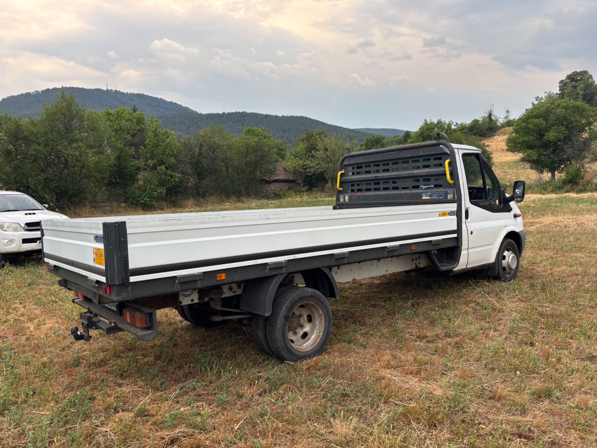 Ford Transit бордови, дълга база, двойна гума