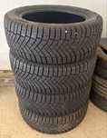 Продам Pirelli Ice Zero FR 215/55 R17 98 H без шипов