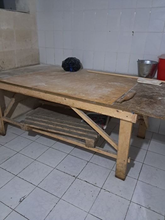 Тандир загатовка столи билан сотилади