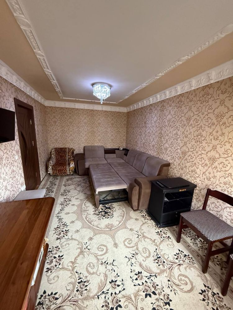 Продается 1 комн квартира по ул Гагарина, ориентир Азиз базар
