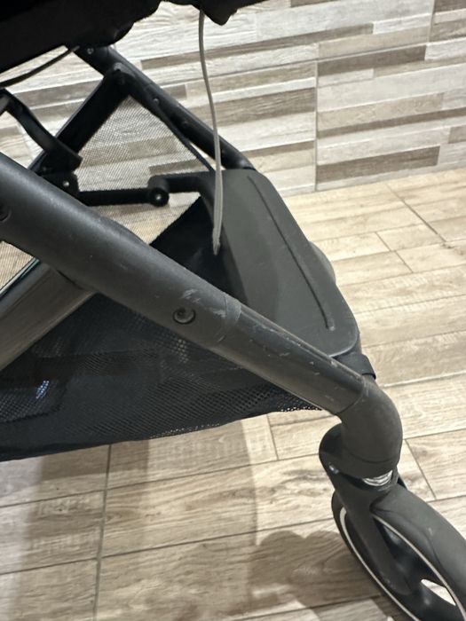 Количка cybex beezy