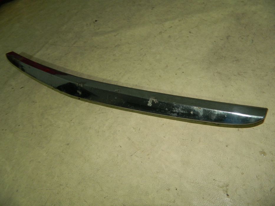 Ornament cromat bara fata - de sub grila radiator, Mercedes A-Class W168, 97-04, A1688850174