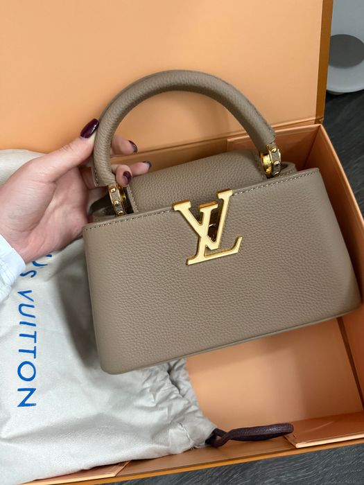 Geanta Louis Vuitton Capucines