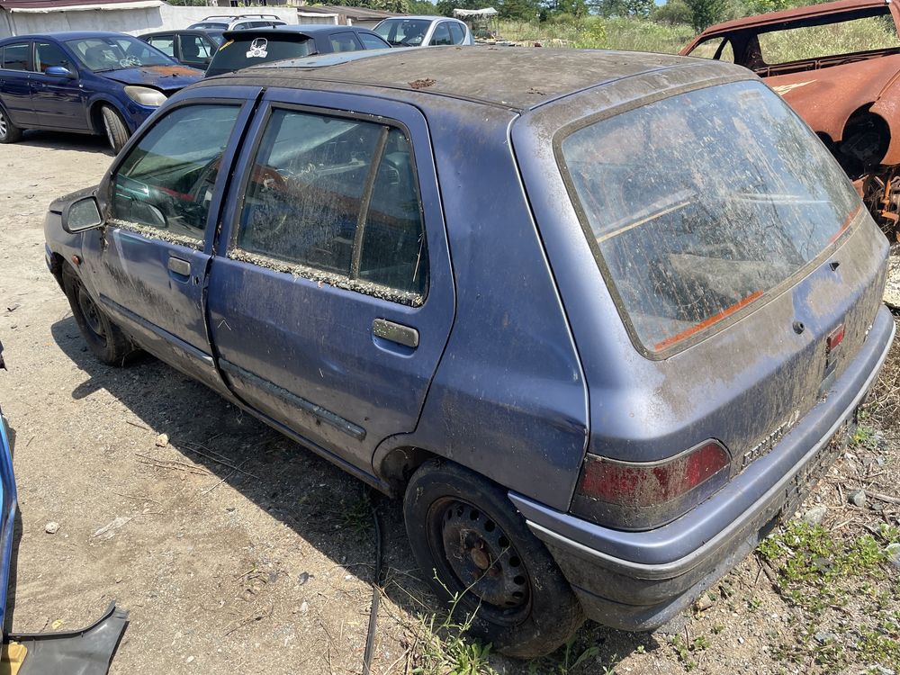 Renault Clio 1.2и 55кс 1993г На Части