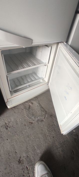Холодильник с доставкой