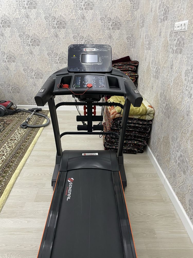 Беговая дорожка General Fitness GF-7010M WiFi + массажёр + гантели