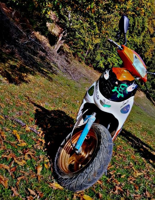 Vând sau schimb cu cadru cross complet