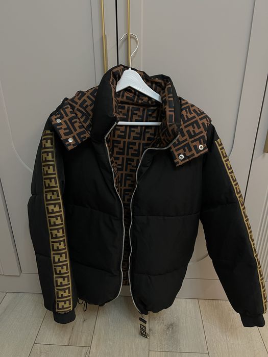 Куртка зимняя или демисезонная                                       .