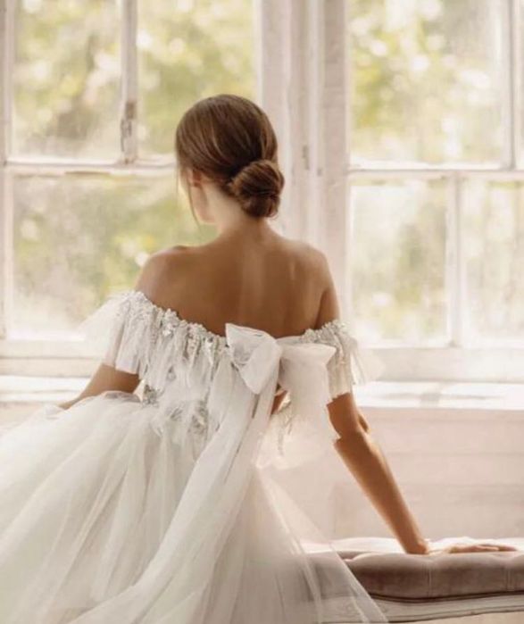 Rochie miresa  model superb