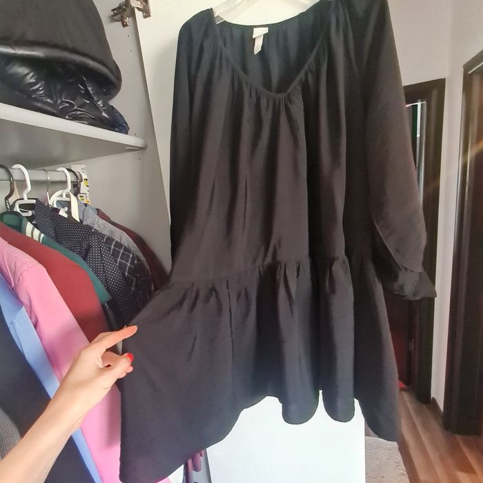 Rochie eleganta noua neagra