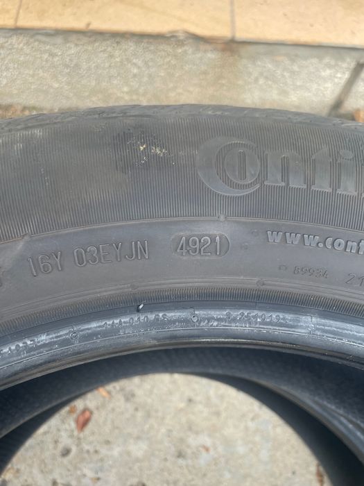 235 55 19 Continental Зимни гуми 4 бр.