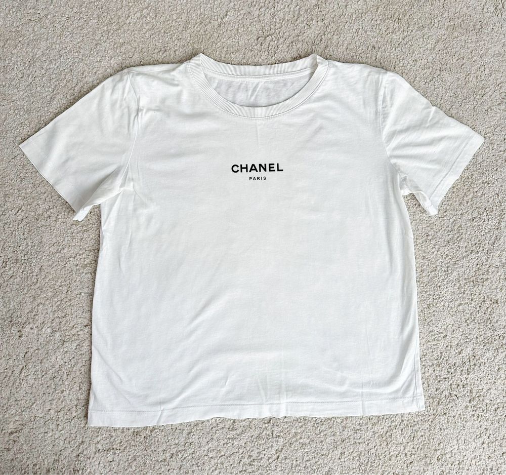 Tricou Chanel logo fata spate