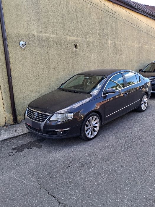Vând passat b6 Limuzine 170 cp,foarte întretinut