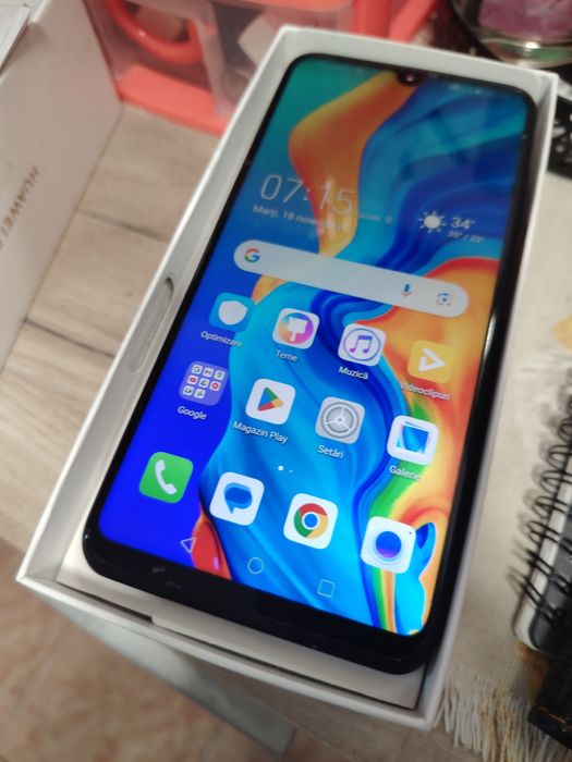 Telefon Huawei P30 lite