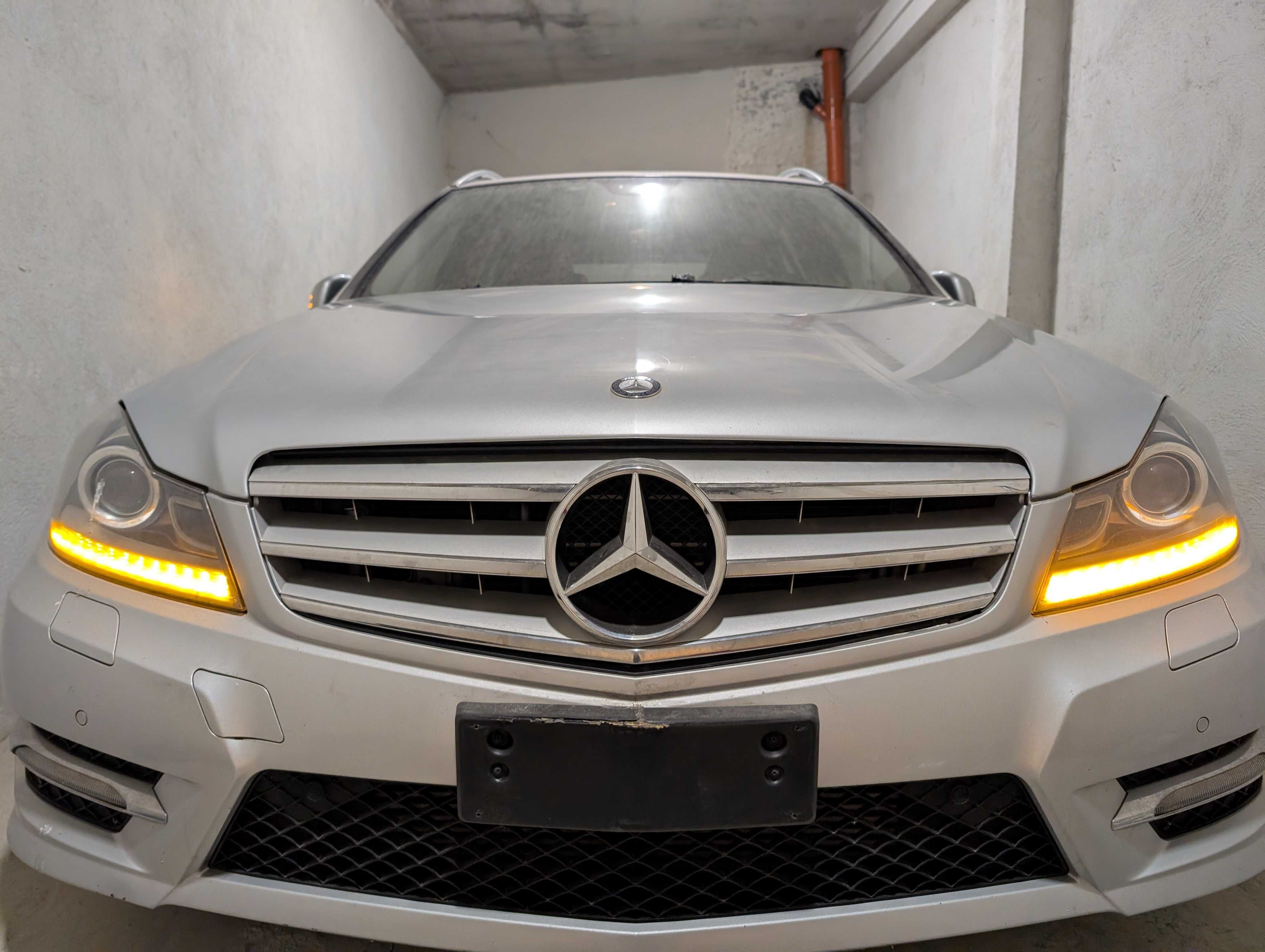 Mercedes-Benz C-class ляв волан - само на части
