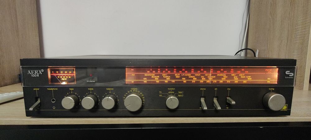 Receiver Schneider Aera 100 R