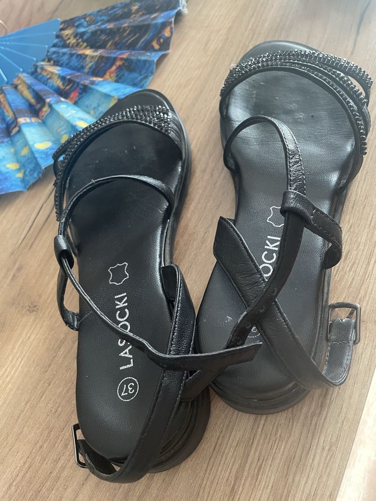 Дамски сандали  LASOCKI