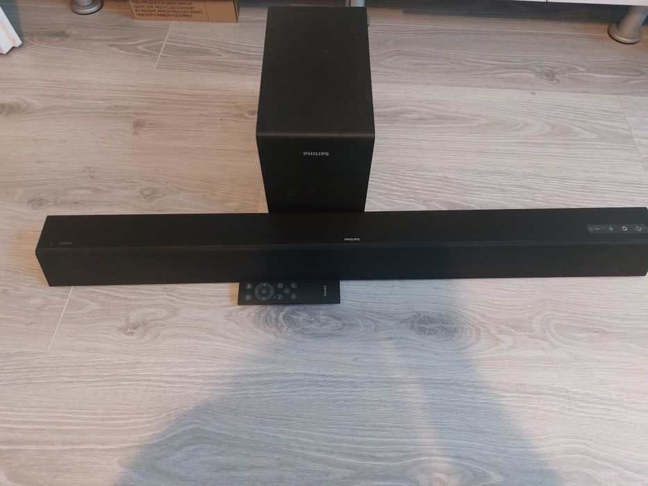 Vând Soundbar  Philips  5305/12