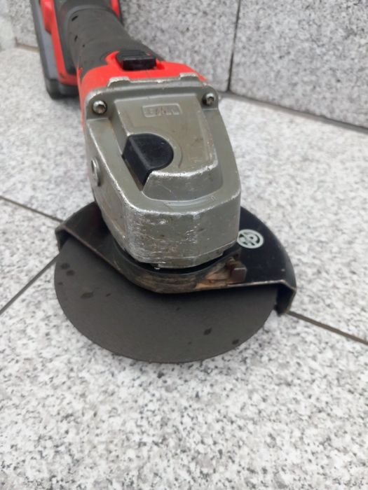 Milwaukee M18 FSAG125X Ъглошлайф