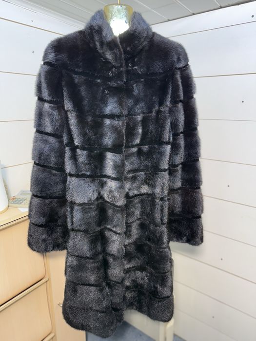 Норковая шуба  маленького размера