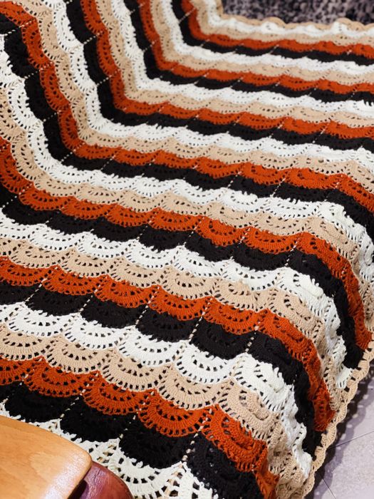 Patura realizata manual model deosebit