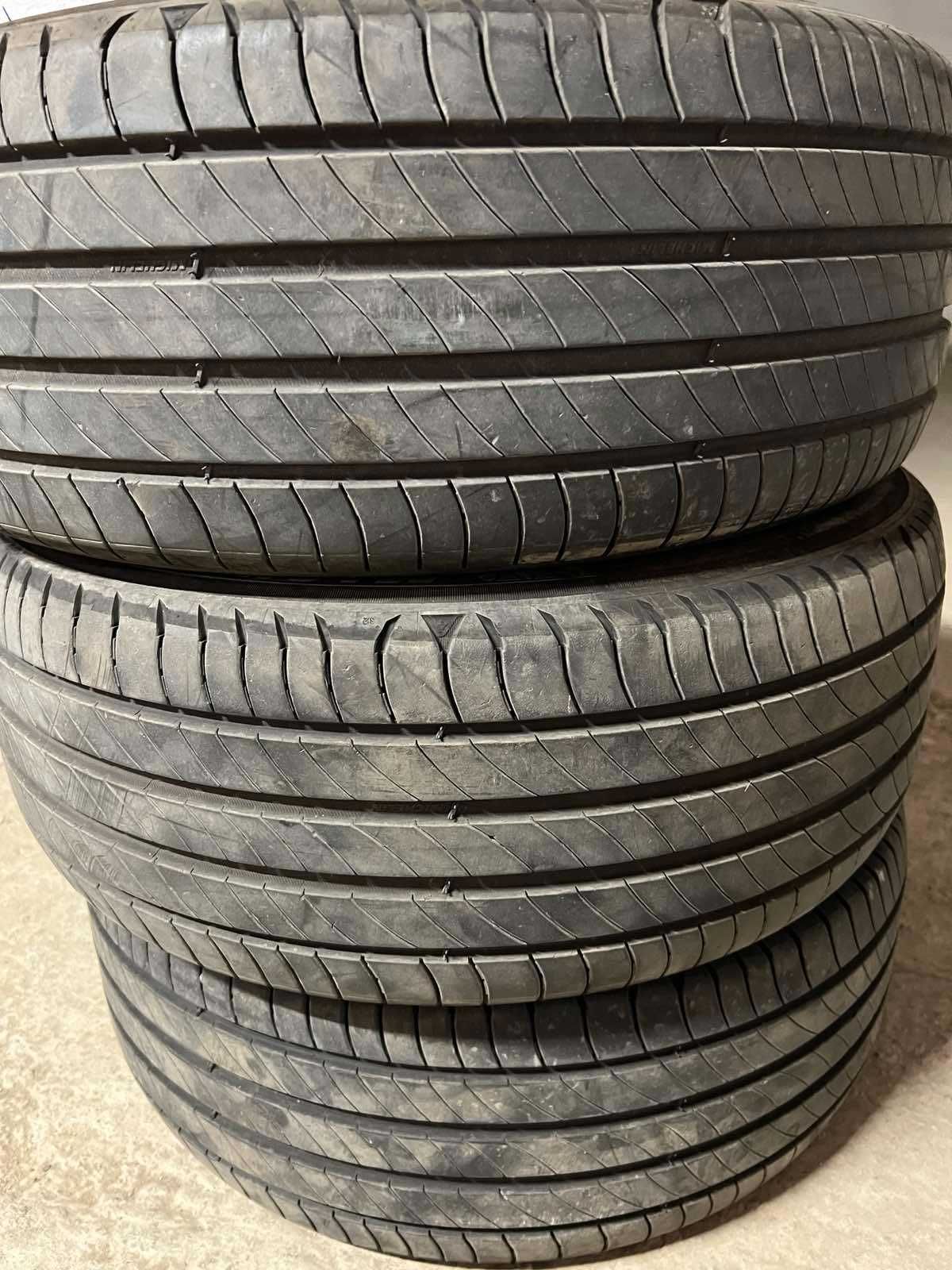 Летни гуми MICHELIN PRIMACY 225/45/17 - 3бр. - отлично състояние!