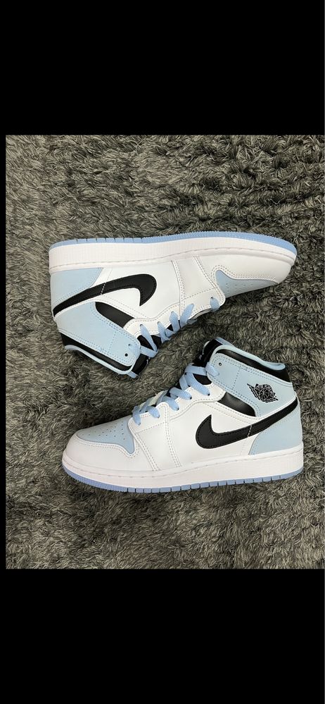 Jordan 1 Mid Ice Blue GS