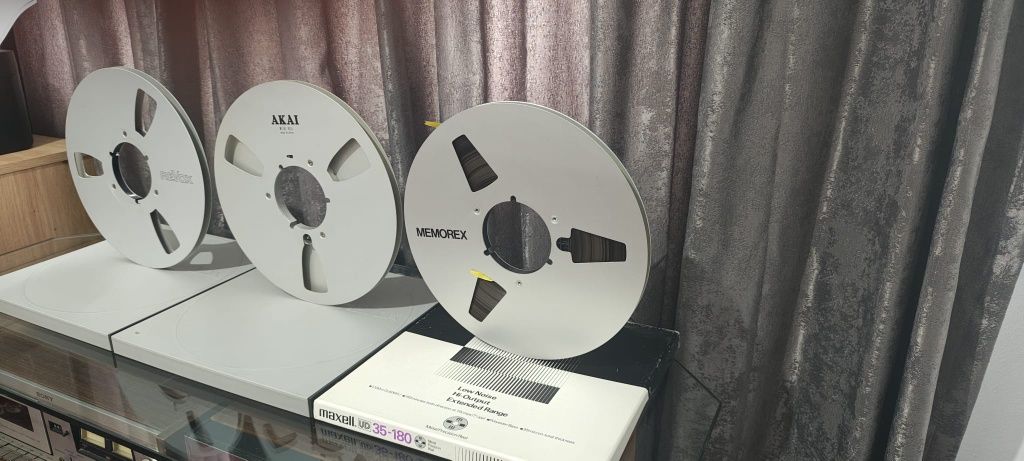 Akai / Relvox / Role / Benzi / Magnetofon / 26cm