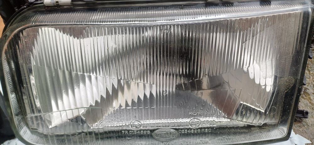 Volkswagen Passat b3 фарове