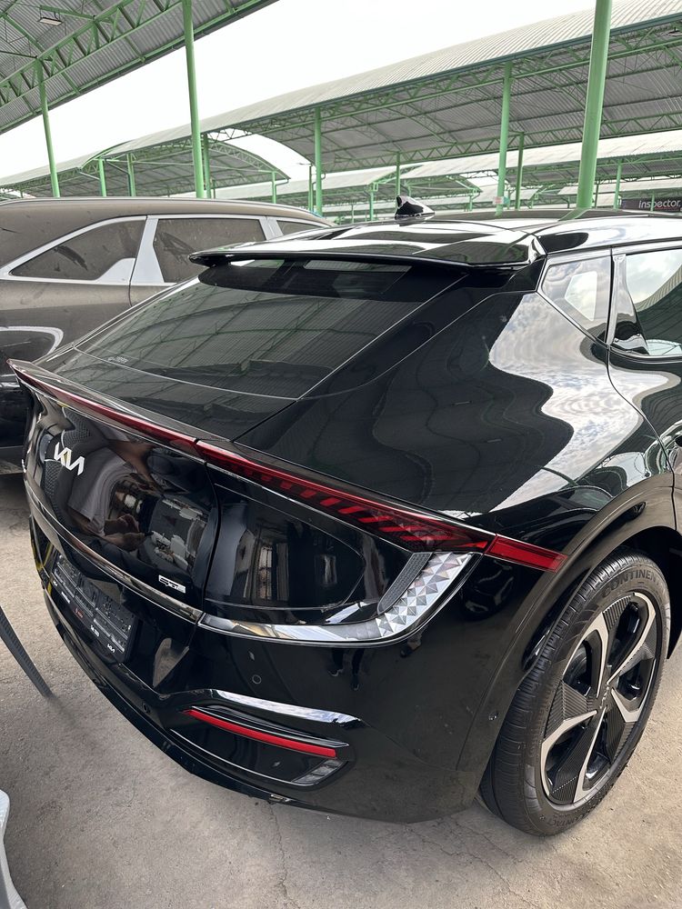 Kia ev 6 ful  2023 sotiladi Elektromabil