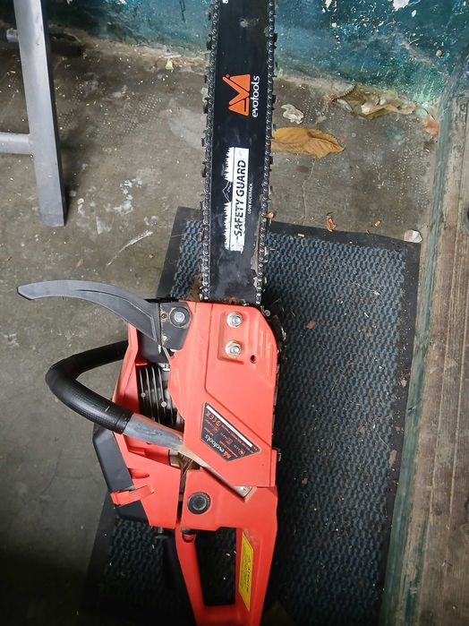 Vând Drujbă 3.5 cp