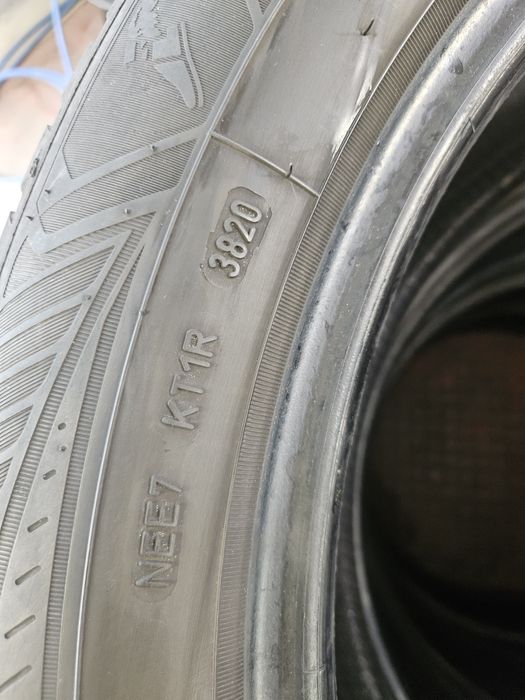 Гуми 235/55/19 Всесезонни